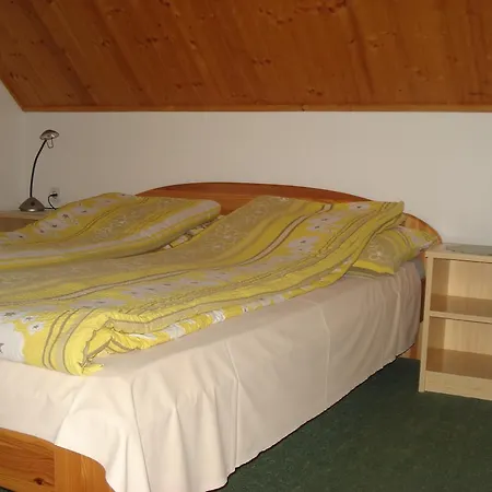 Lägenhet Alina Apartmanhaz Zalakaros Sármellék