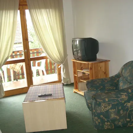 Lägenhet Alina Apartmanhaz Zalakaros Sármellék